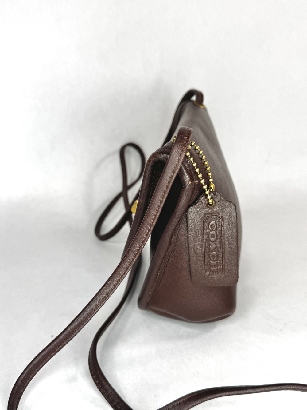 Vintage Coach Everett 9934 Brown Glove-Tanned Leather Turnlock Crossbody Bag - Picture 4 of 14